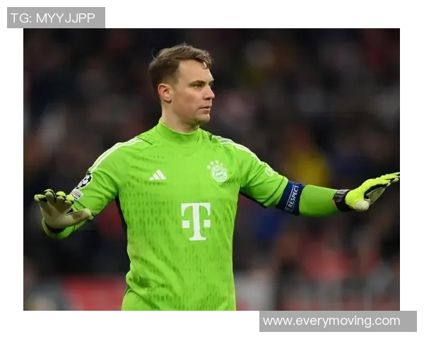 图片报：诺伊尔调整了练习流程，乌尔比希也鼓励着他持续